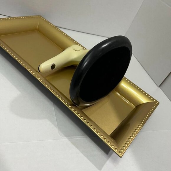 Rideco Modern Decor Resin Dog Sculpture Magnetic Holder & Tray - Picture 9 of 14